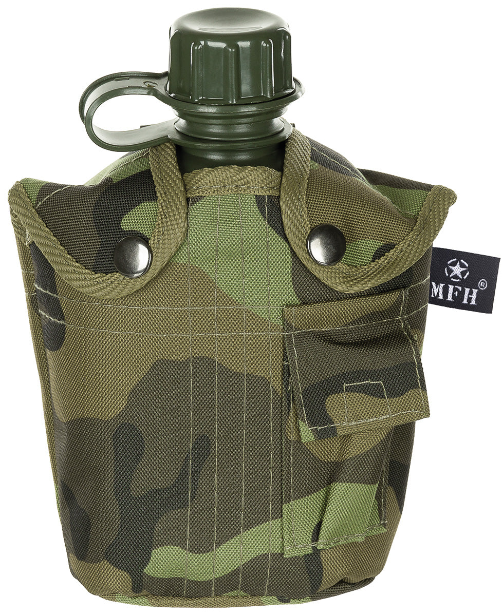 US Plastikfeldflasche, 1 l,Hülle, M 95 CZ tarn